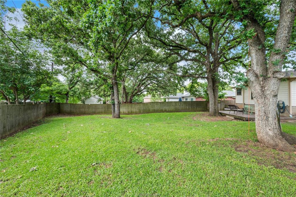 2503 Westwood Main Drive, Bryan, TX 77807