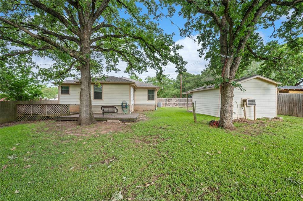 2503 Westwood Main Drive, Bryan, TX 77807