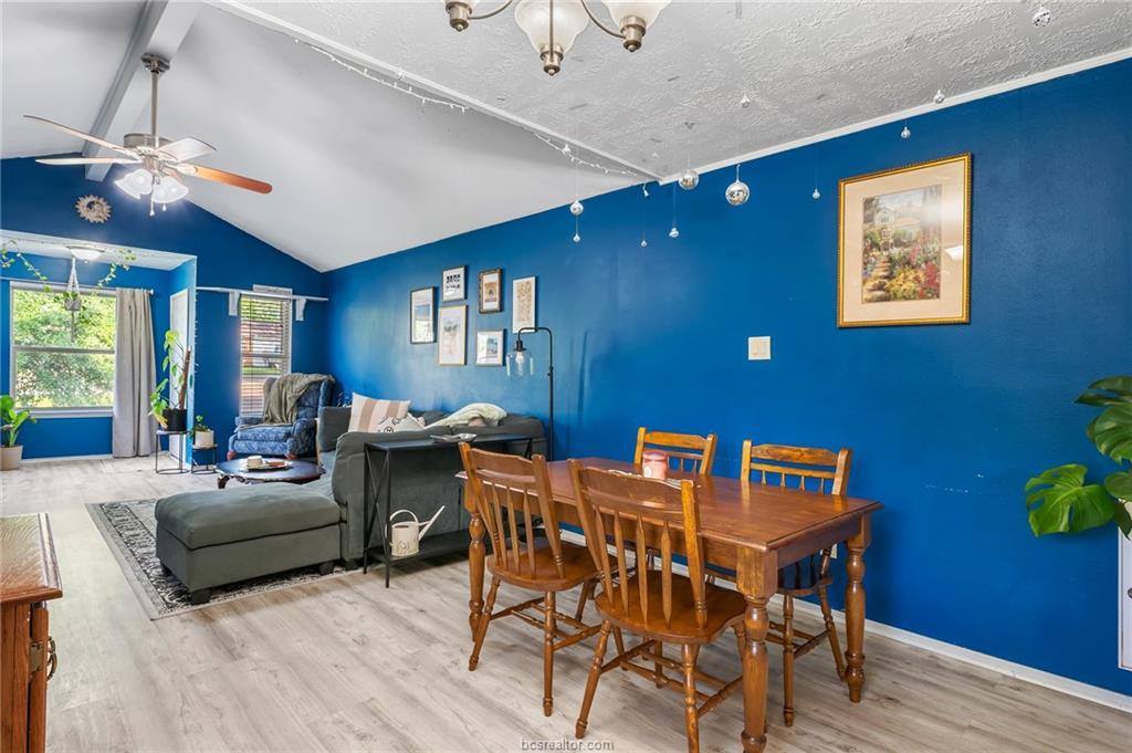 2503 Westwood Main Drive, Bryan, TX 77807