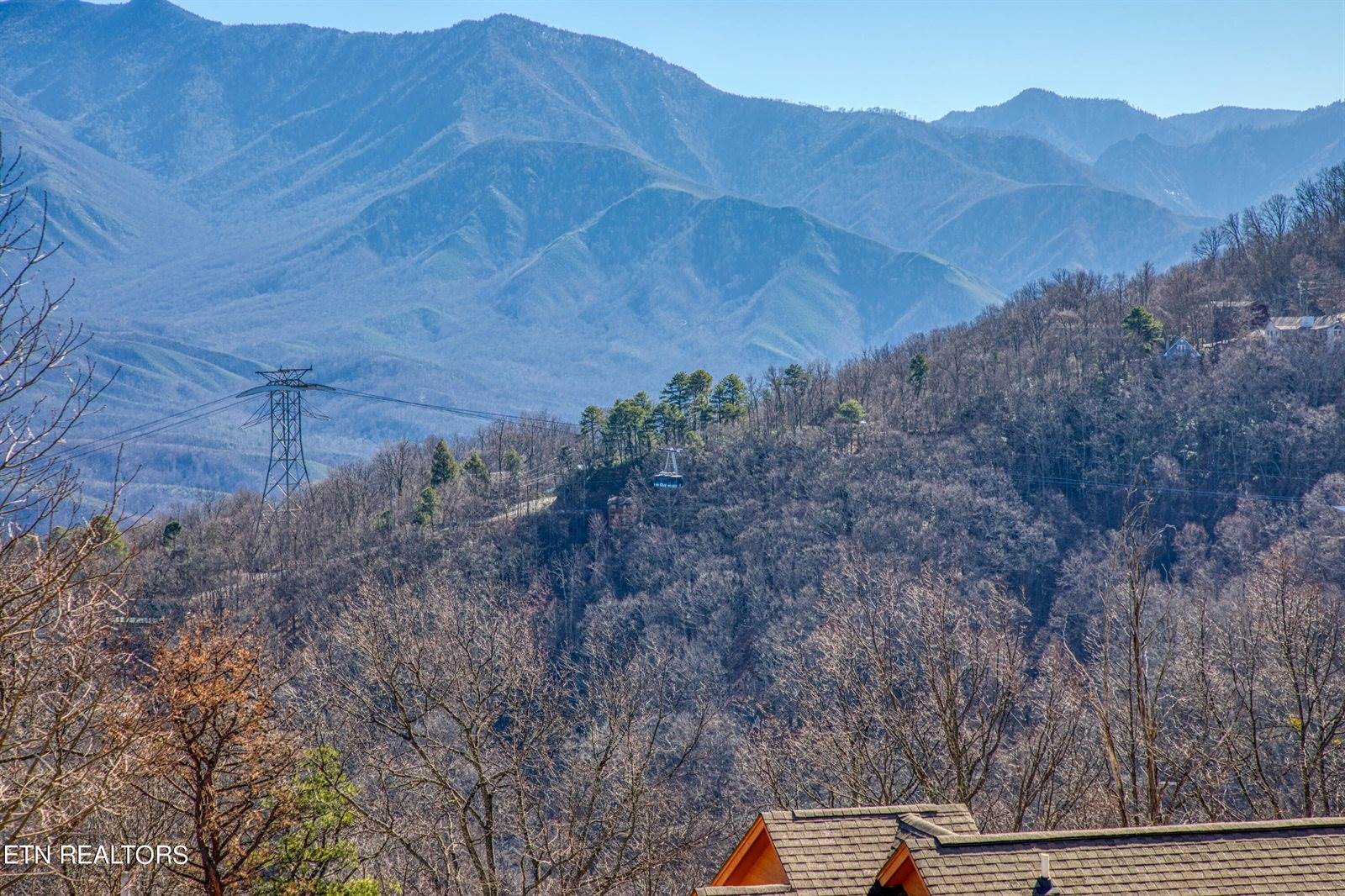 1260 Ski View Drive, Gatlinburg, TN 37738