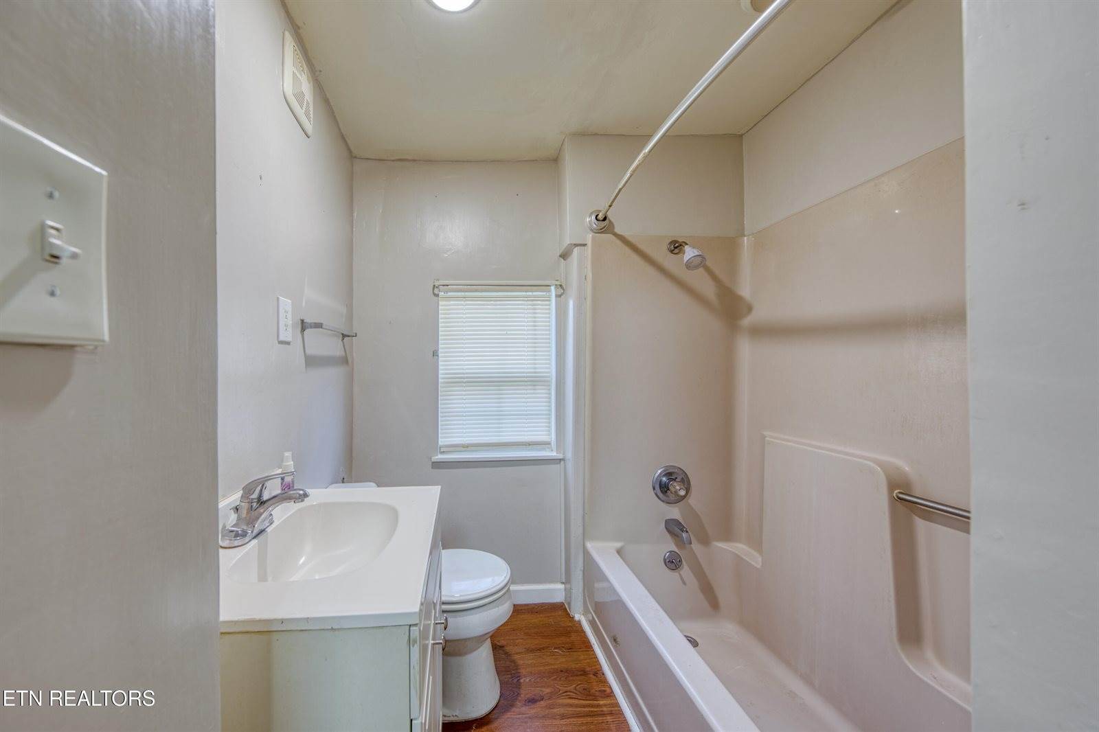 1301 Atlantic Ave, Knoxville, TN 37917