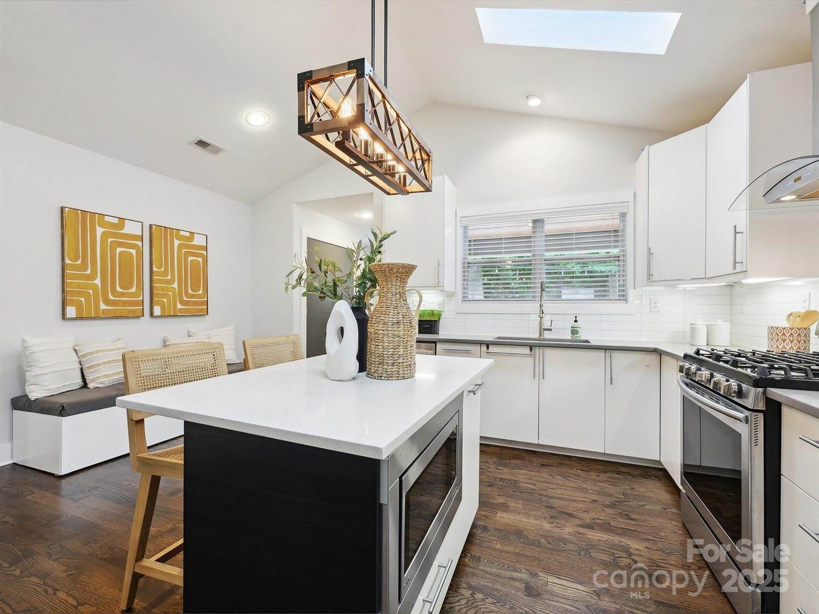 1425 Downs Avenue, Charlotte, NC 28205