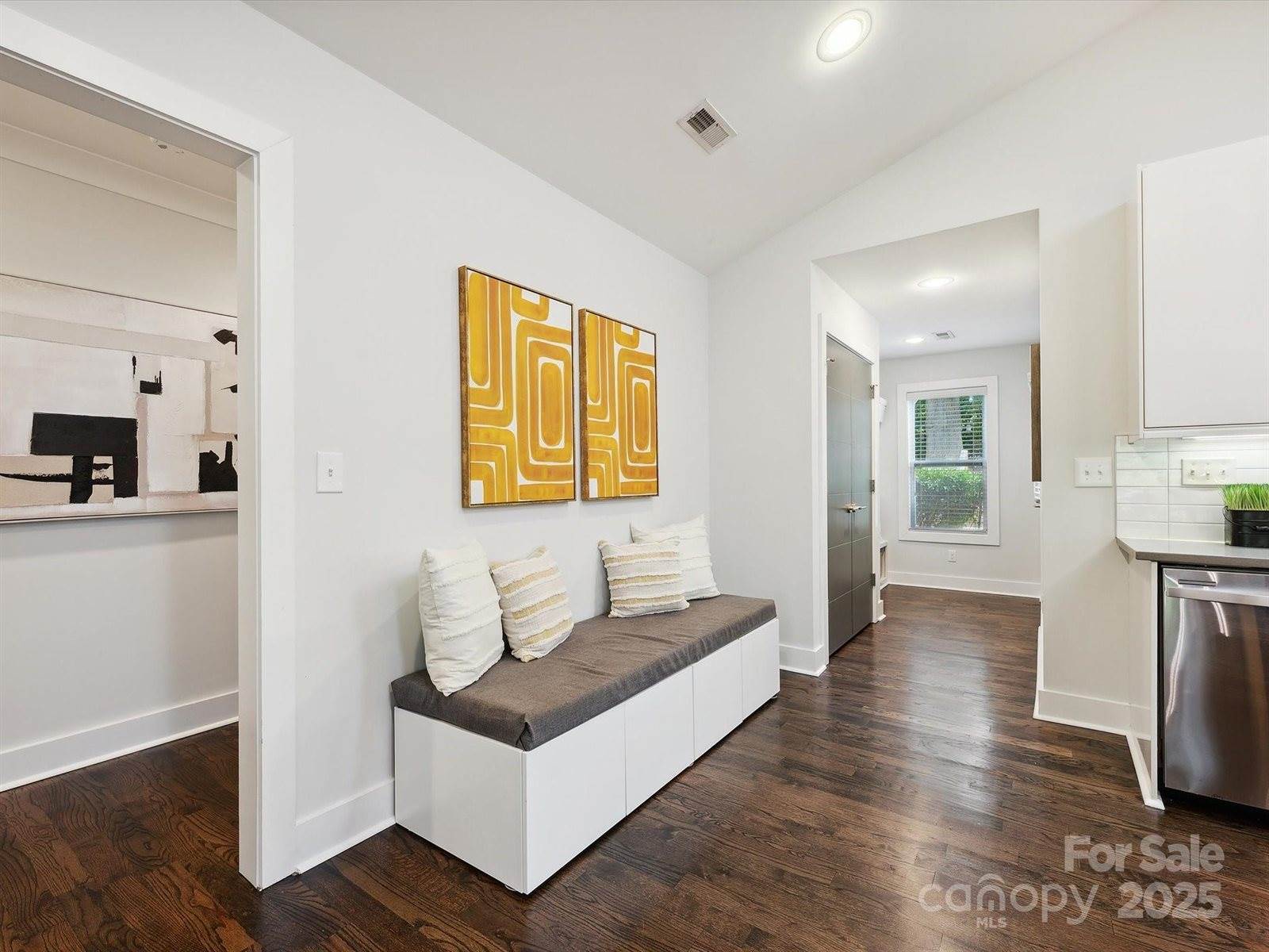 1425 Downs Avenue, Charlotte, NC 28205