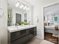 1425 Downs Avenue, Charlotte, NC 28205