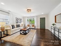 1425 Downs Avenue, Charlotte, NC 28205