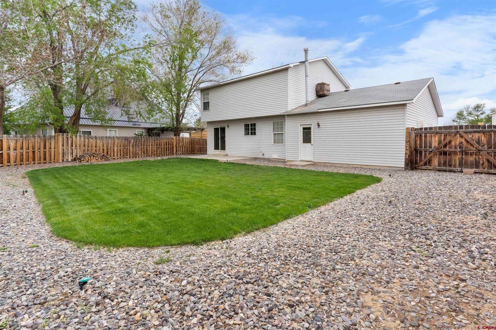 2112 Sara E Lane, Montrose, CO 81401