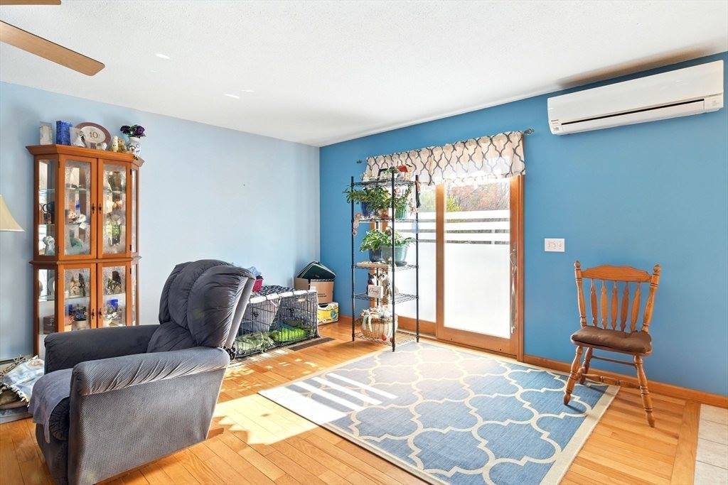 381 North Liberty, Belchertown, MA 01007