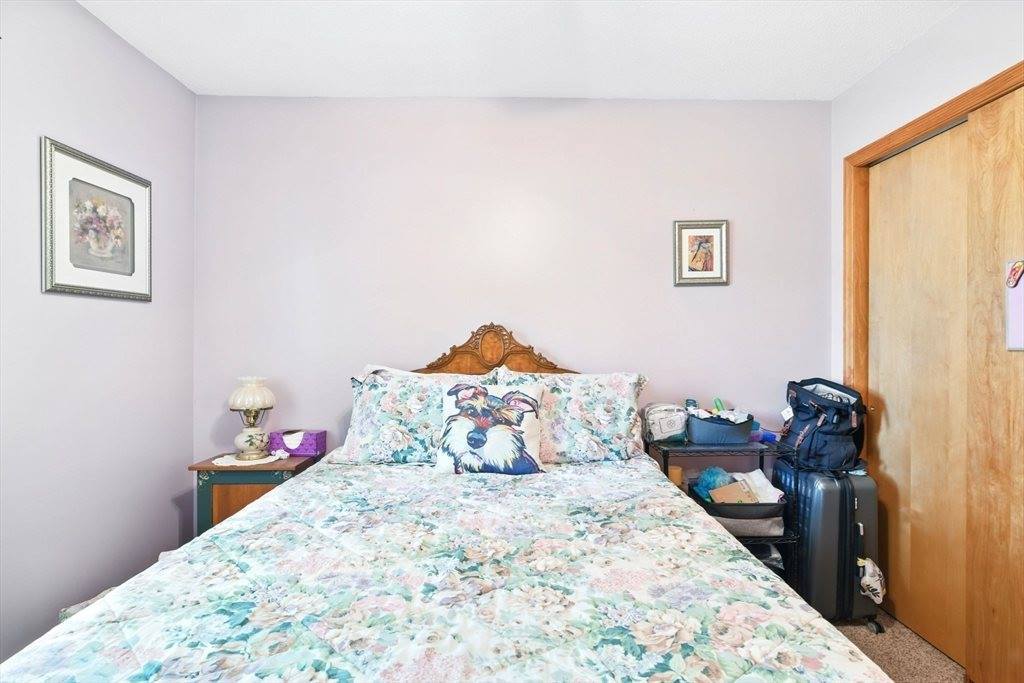 381 North Liberty, Belchertown, MA 01007