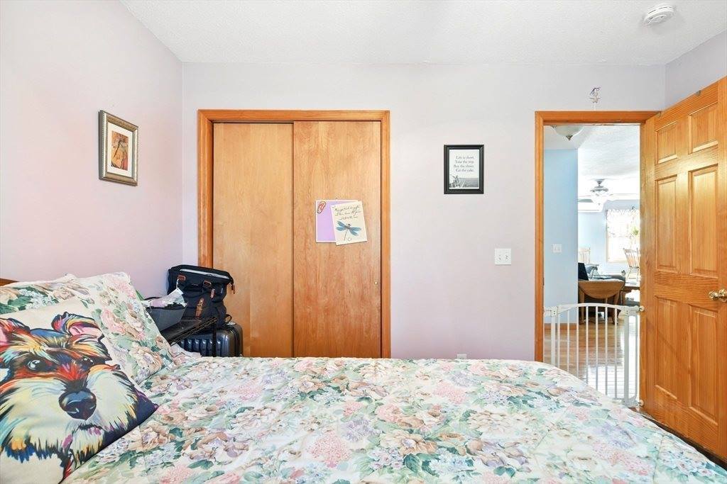 381 North Liberty, Belchertown, MA 01007