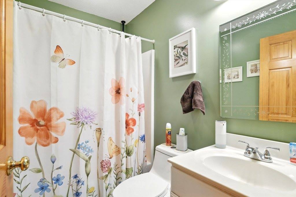 381 North Liberty, Belchertown, MA 01007