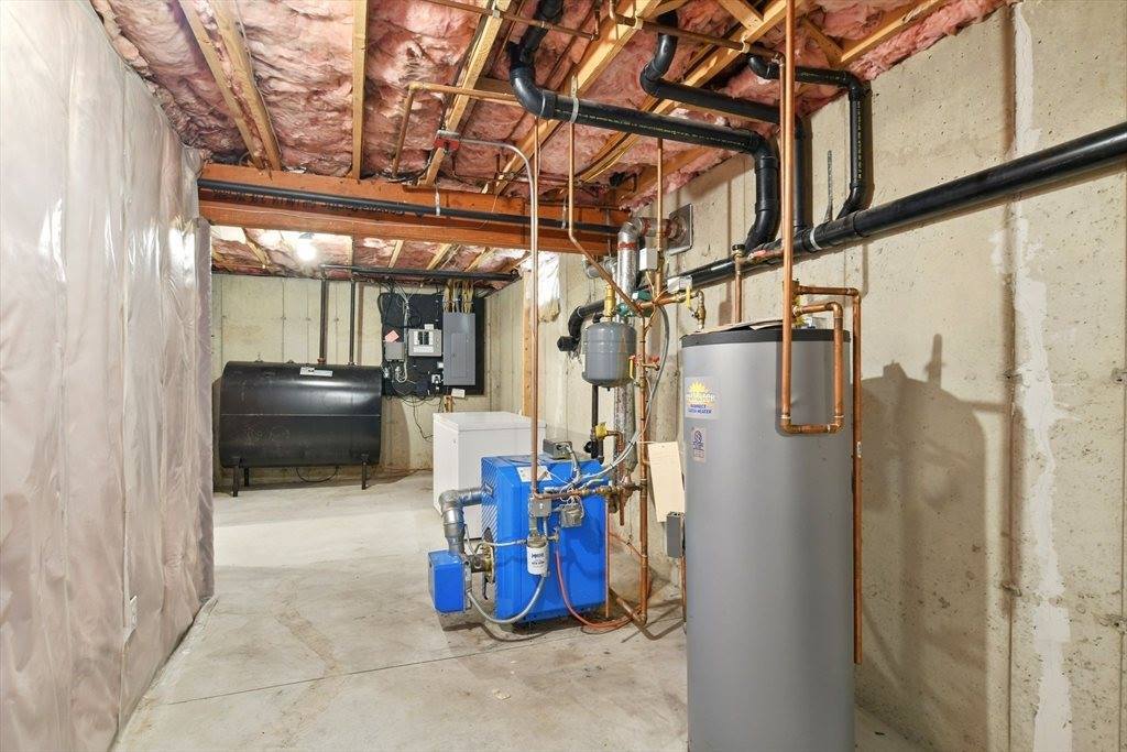 381 North Liberty, Belchertown, MA 01007