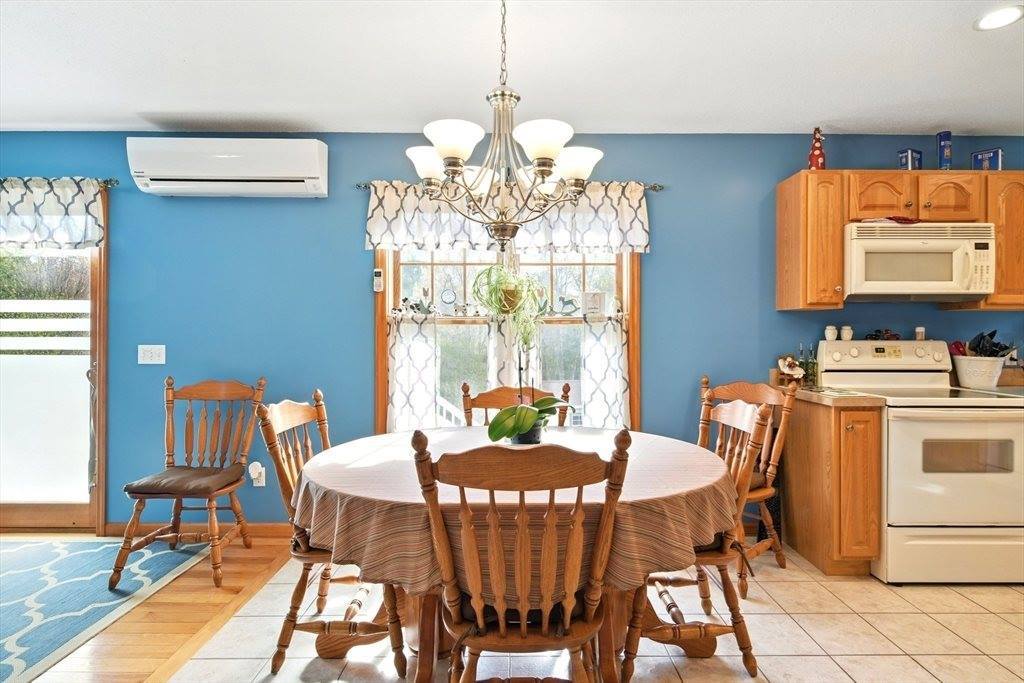 381 North Liberty, Belchertown, MA 01007