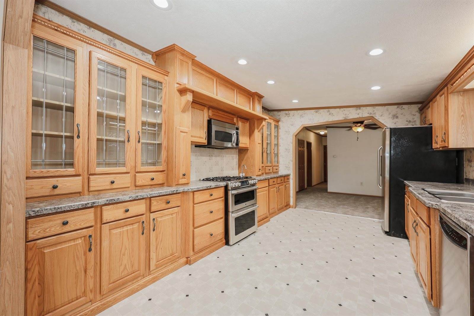 5 Chancellor Drive, Concord, NH 03303