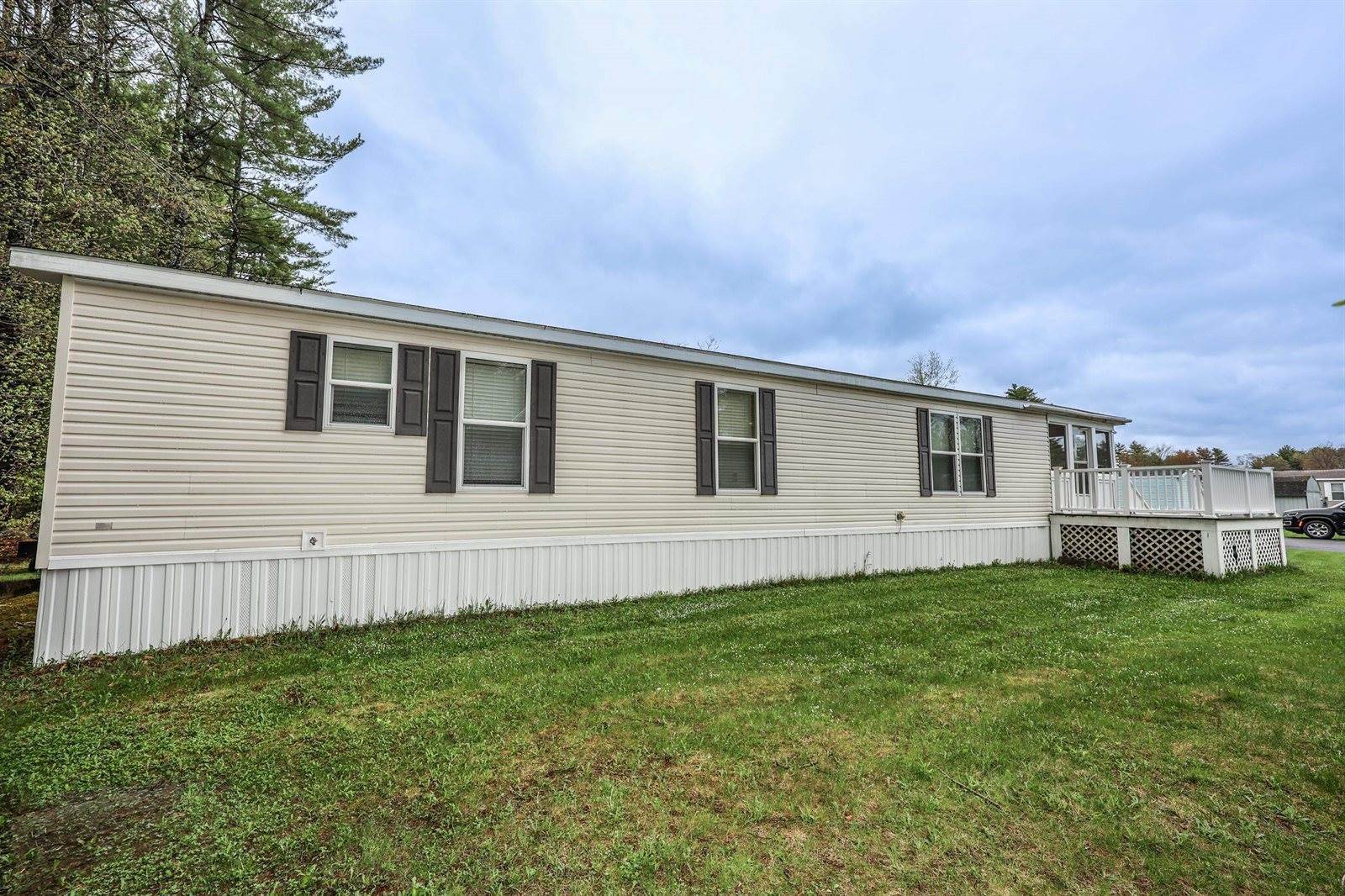 5 Chancellor Drive, Concord, NH 03303