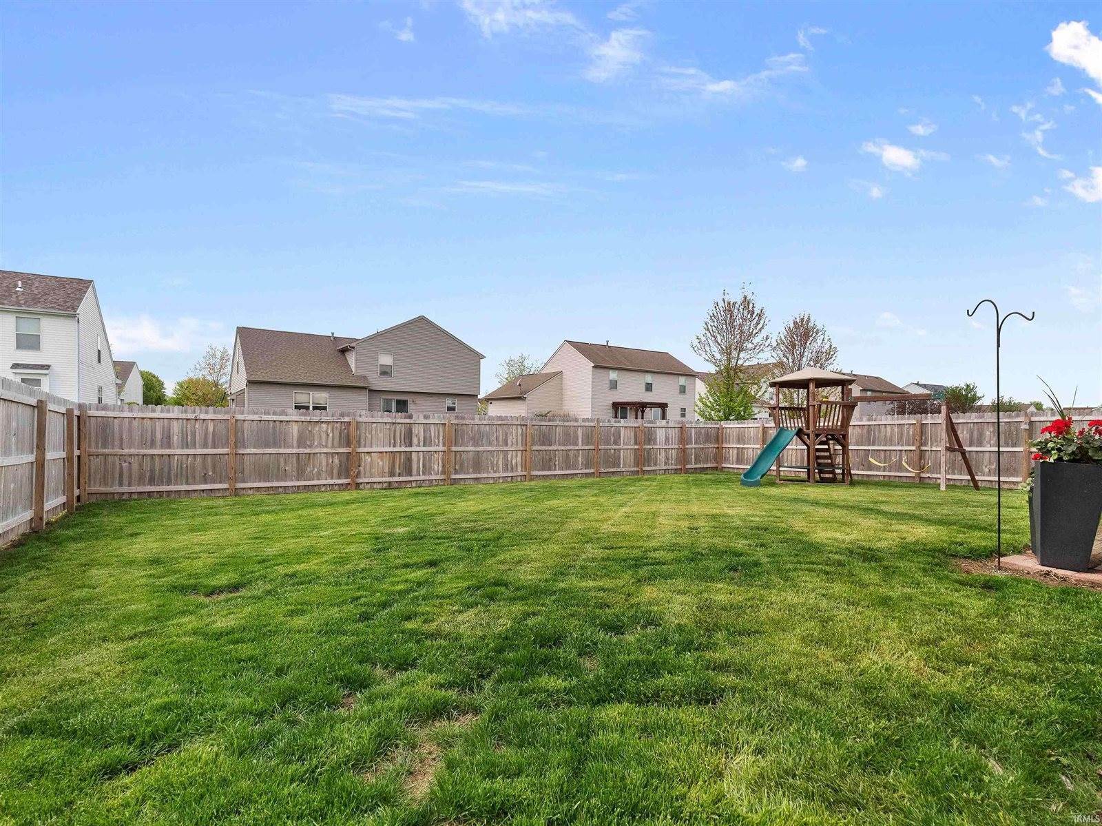 11515 Ballycastle Place, Fort Wayne, IN 46818