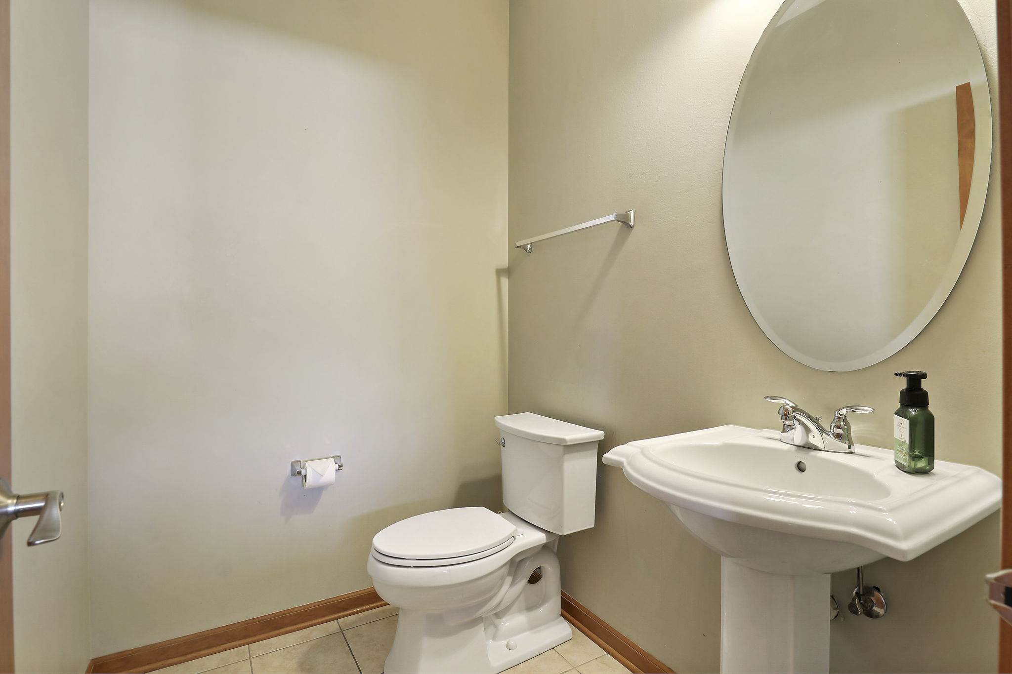 11418 61st St, Kenosha, WI 53142