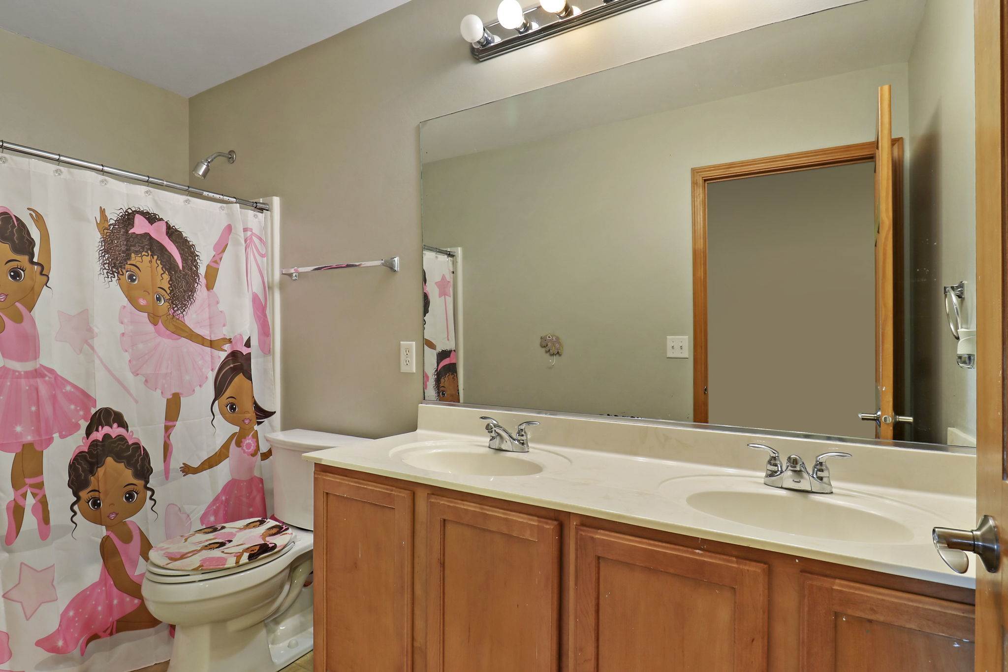 11418 61st St, Kenosha, WI 53142