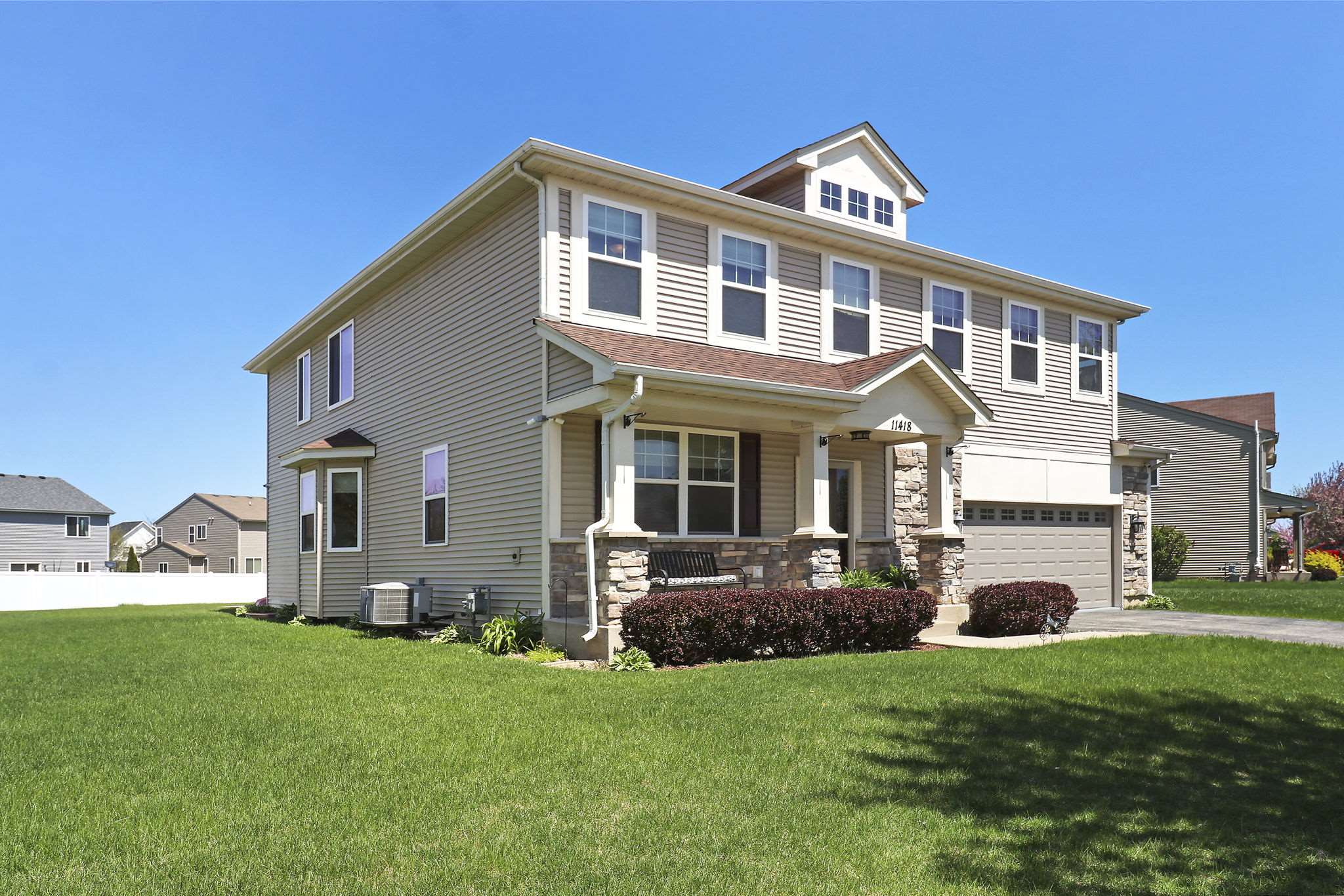 11418 61st St, Kenosha, WI 53142