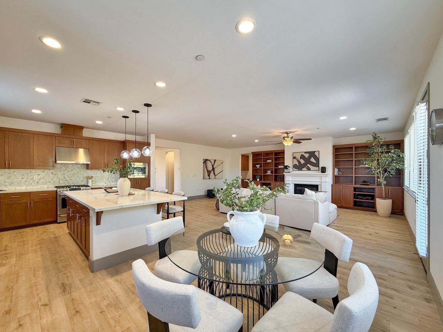 9283 Rancho Hills DR, Gilroy, CA 95020