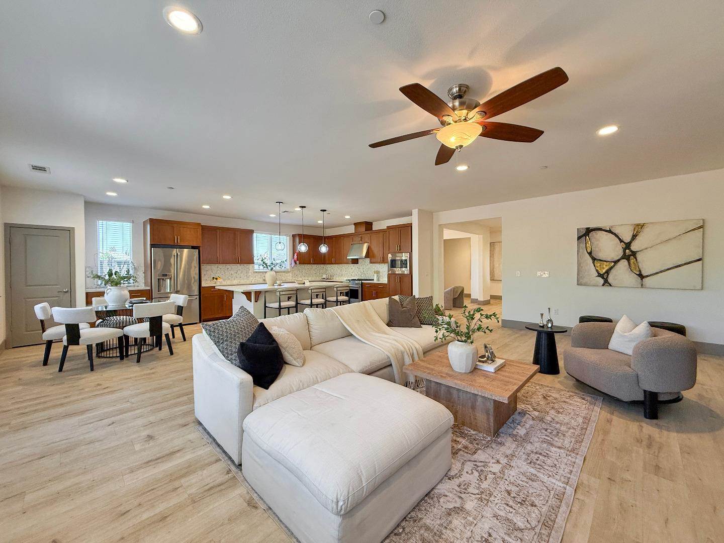 9283 Rancho Hills DR, Gilroy, CA 95020