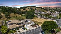 9283 Rancho Hills DR, Gilroy, CA 95020