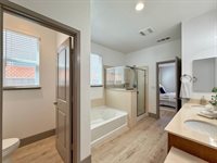 9283 Rancho Hills DR, Gilroy, CA 95020