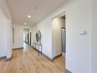 9283 Rancho Hills DR, Gilroy, CA 95020