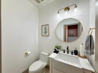 9283 Rancho Hills DR, Gilroy, CA 95020