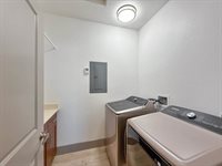 9283 Rancho Hills DR, Gilroy, CA 95020