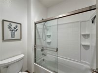 9283 Rancho Hills DR, Gilroy, CA 95020