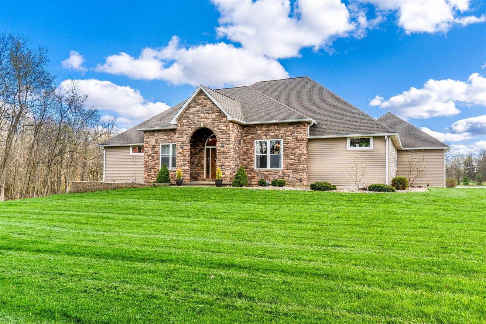 13970 Chambers Road, Sunbury, OH 43074