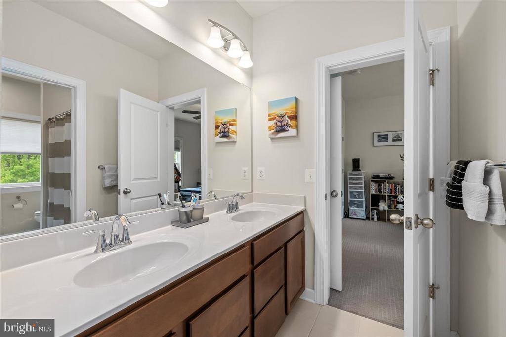 607 West Rocky Run Road, Fredericksburg, VA 22406