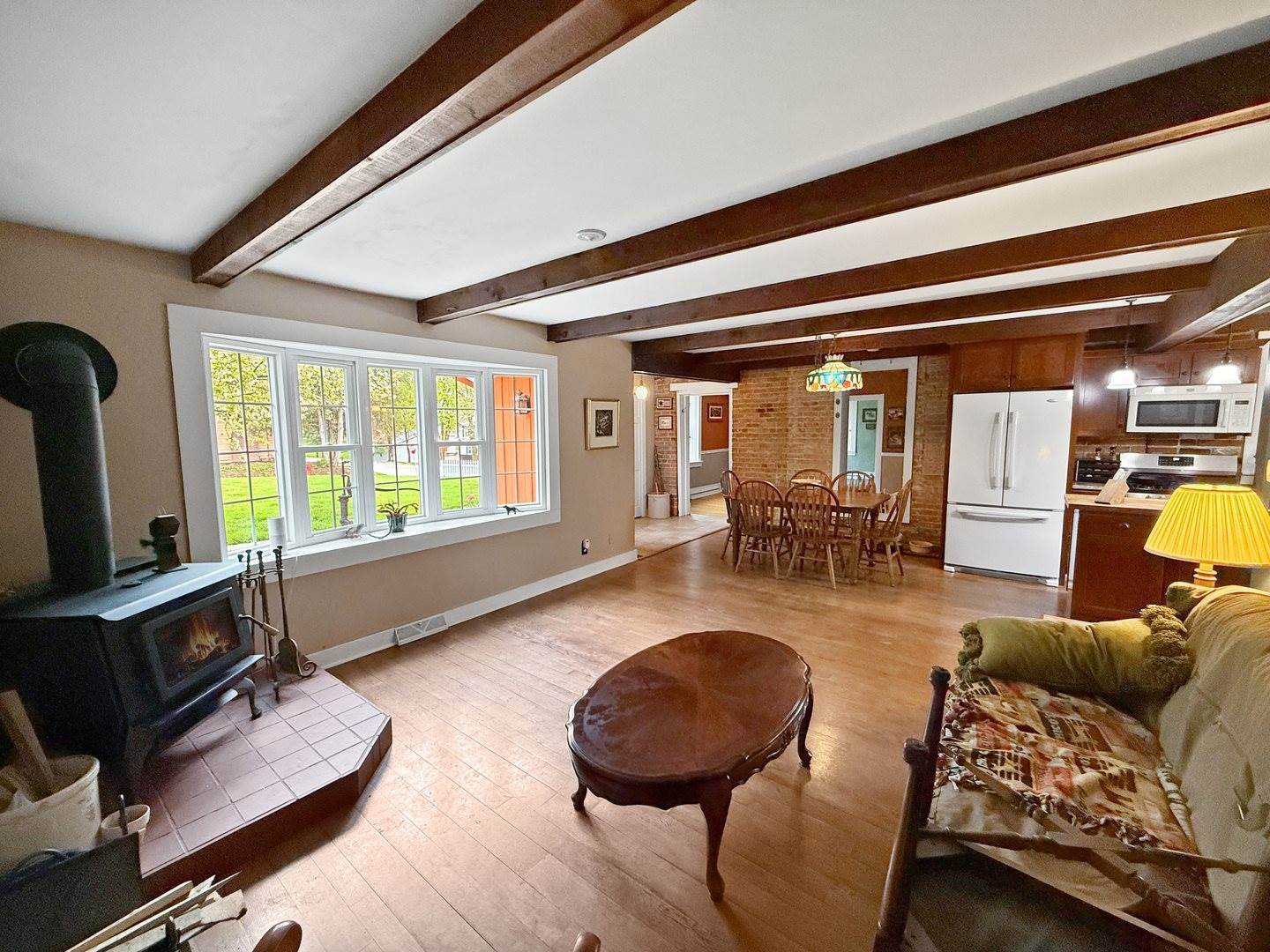 215 North Mill Street, Cedarville, IL 61013