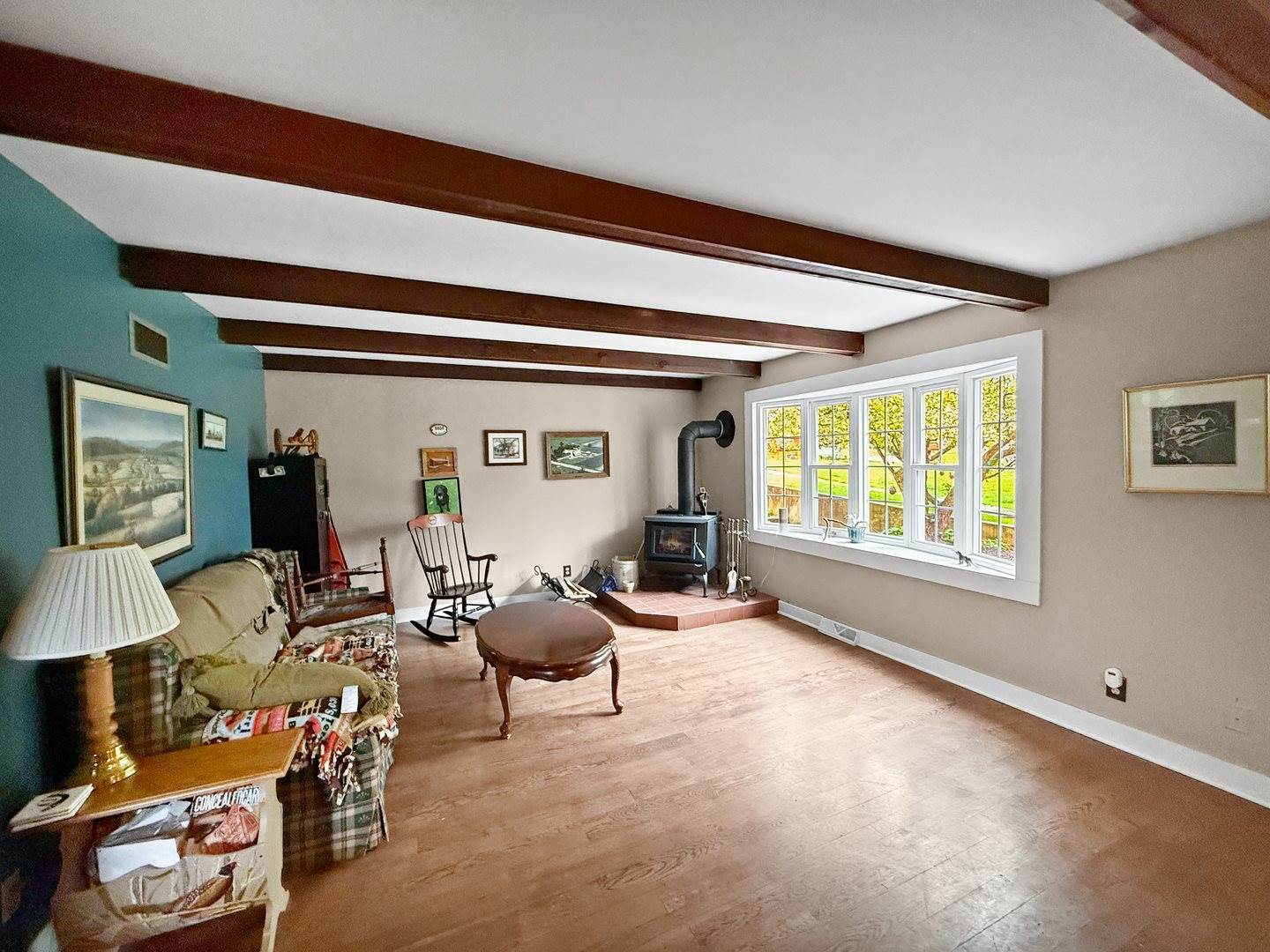 215 North Mill Street, Cedarville, IL 61013