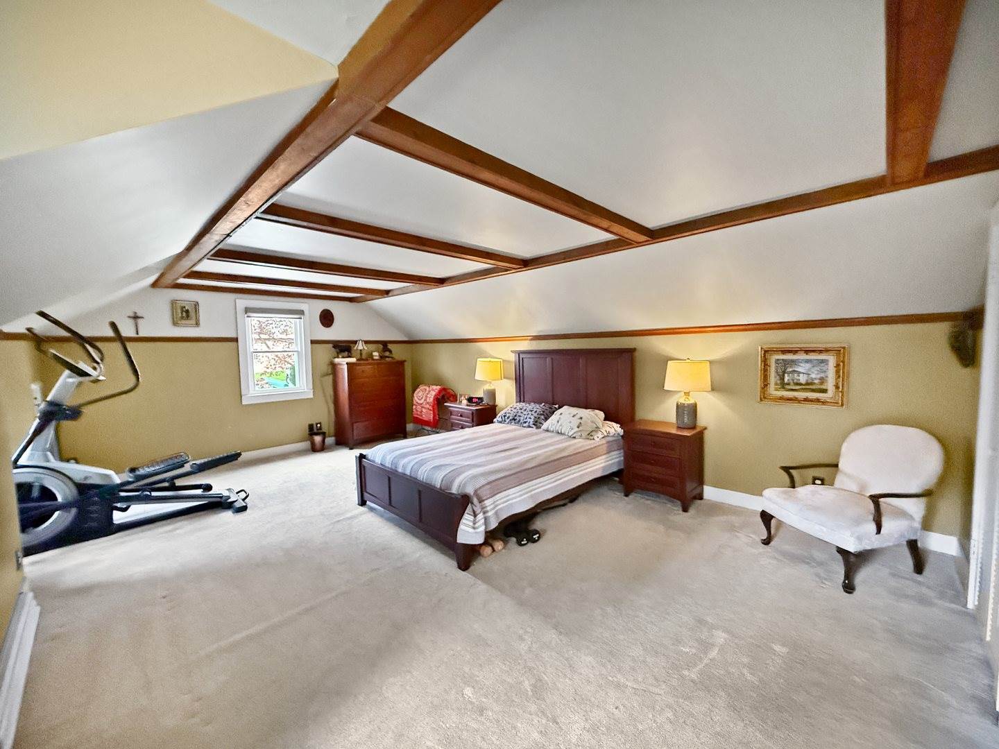 215 North Mill Street, Cedarville, IL 61013