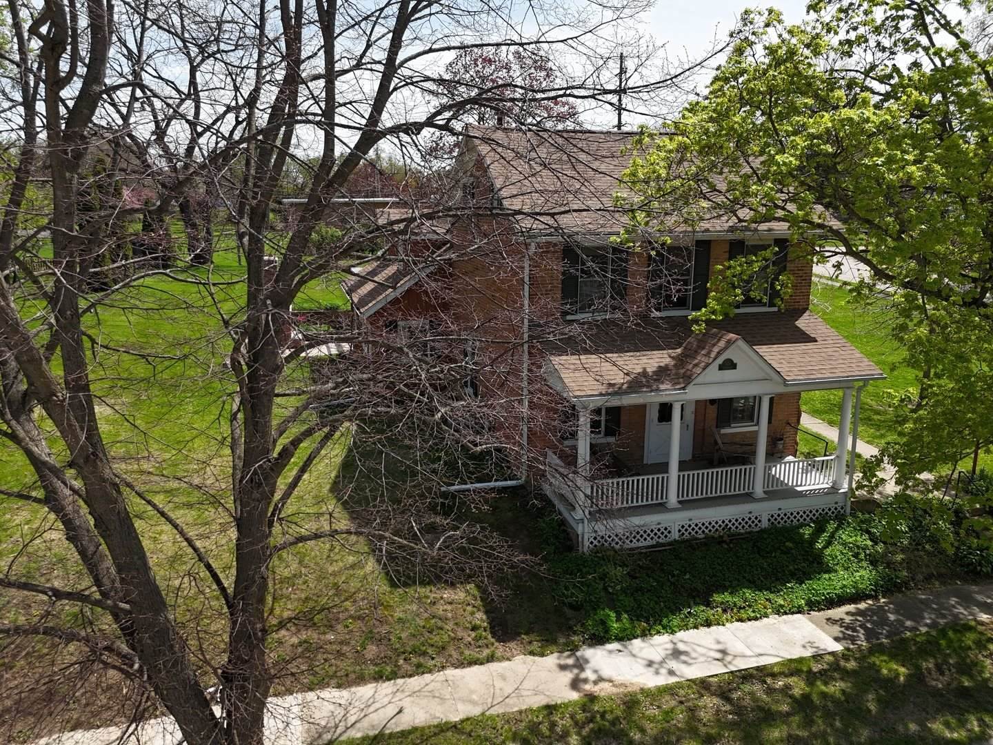 215 North Mill Street, Cedarville, IL 61013