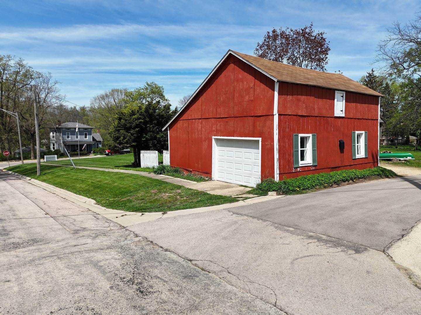 215 North Mill Street, Cedarville, IL 61013