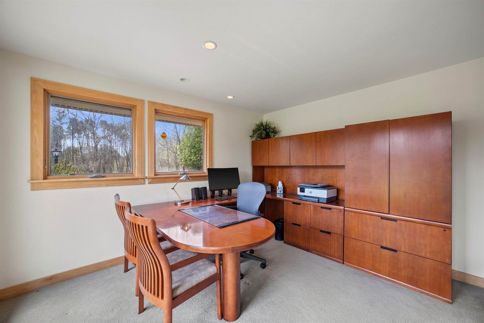 8350 North Pelican Ln, River Hills, WI 53217