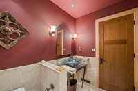 8350 North Pelican Ln, River Hills, WI 53217