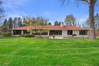 8350 North Pelican Ln, River Hills, WI 53217