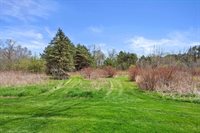8350 North Pelican Ln, River Hills, WI 53217