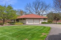 8350 North Pelican Ln, River Hills, WI 53217