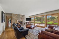 8350 North Pelican Ln, River Hills, WI 53217