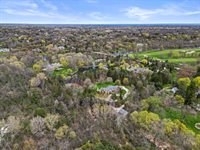 8350 North Pelican Ln, River Hills, WI 53217