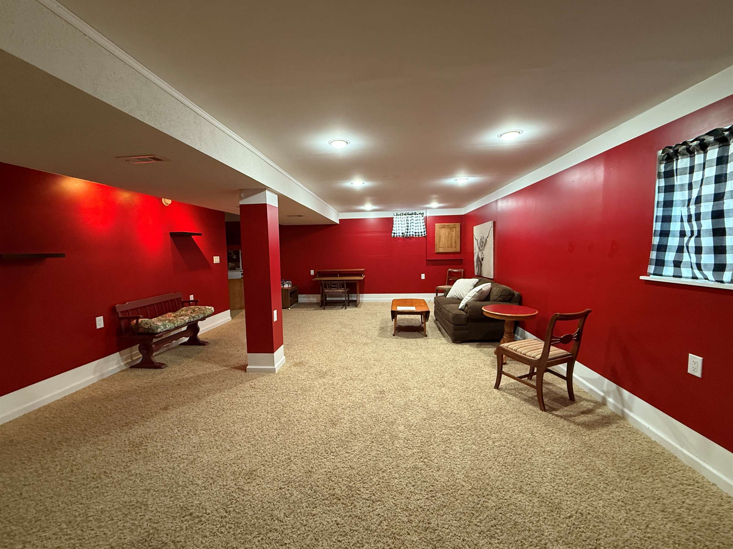 7408 SW 27th St, Topeka, KS 66614