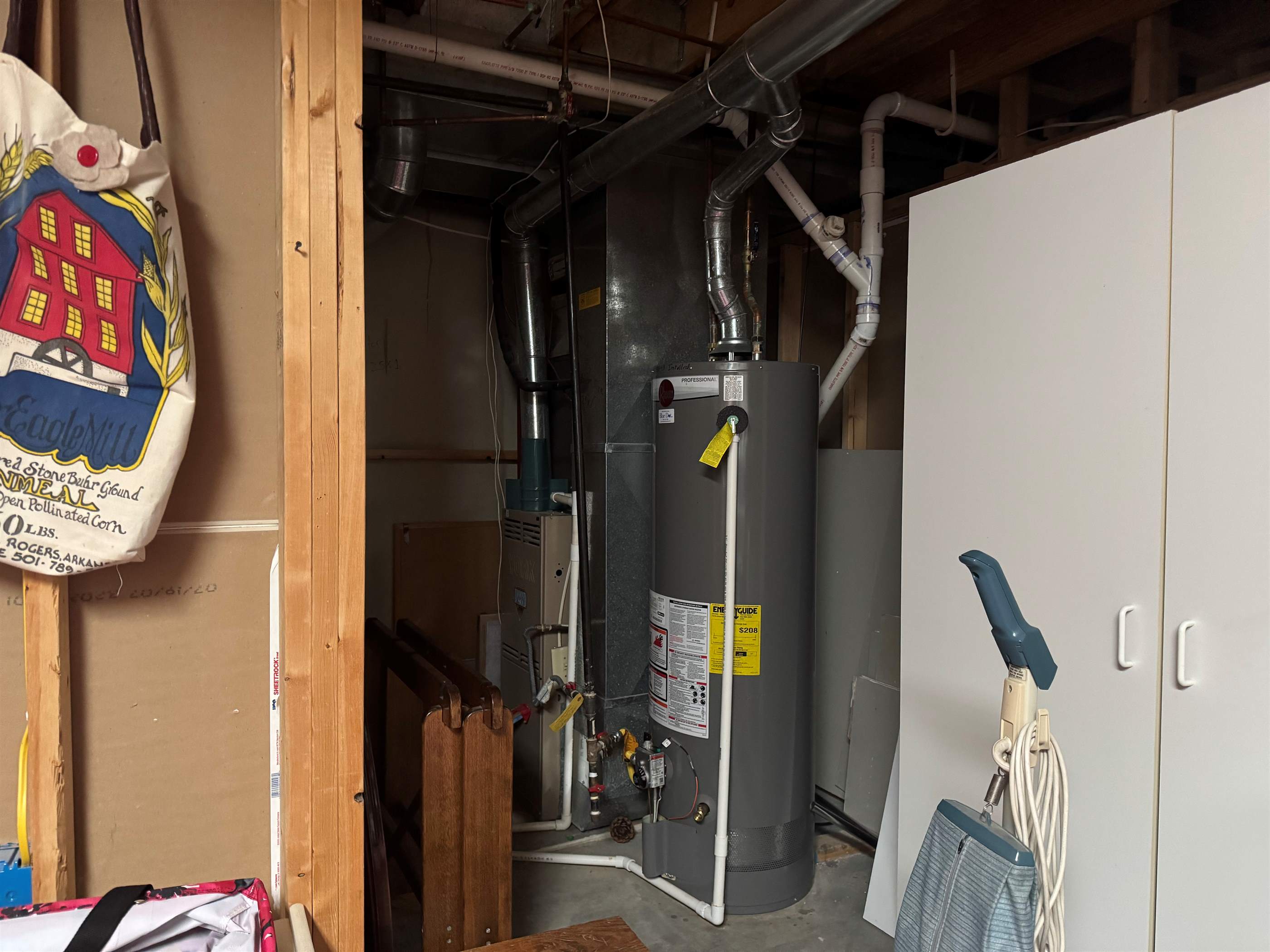 7408 SW 27th St, Topeka, KS 66614