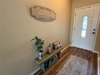 7408 SW 27th St, Topeka, KS 66614