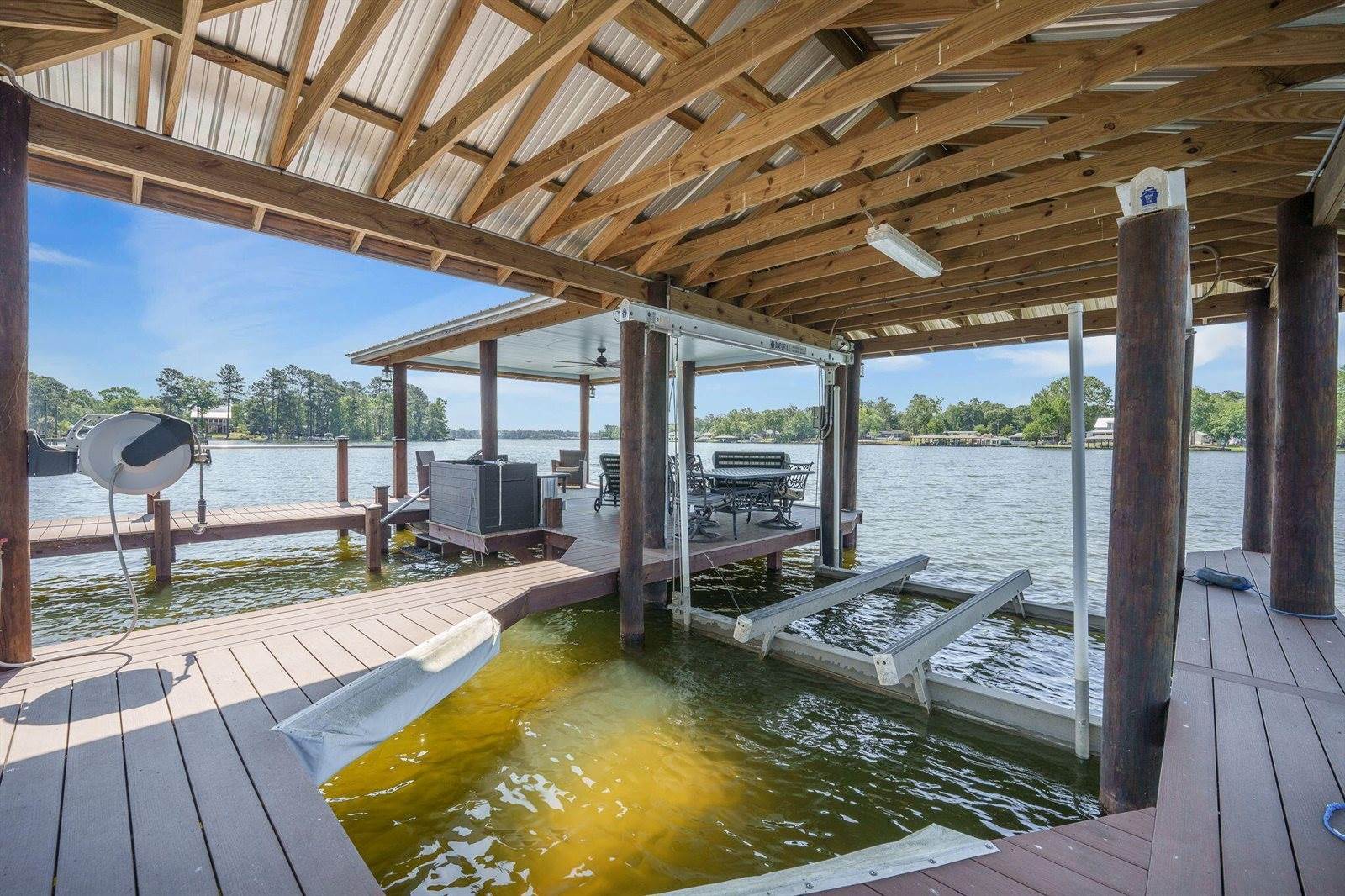 1537 Litzler Drive, Manning, SC 29102