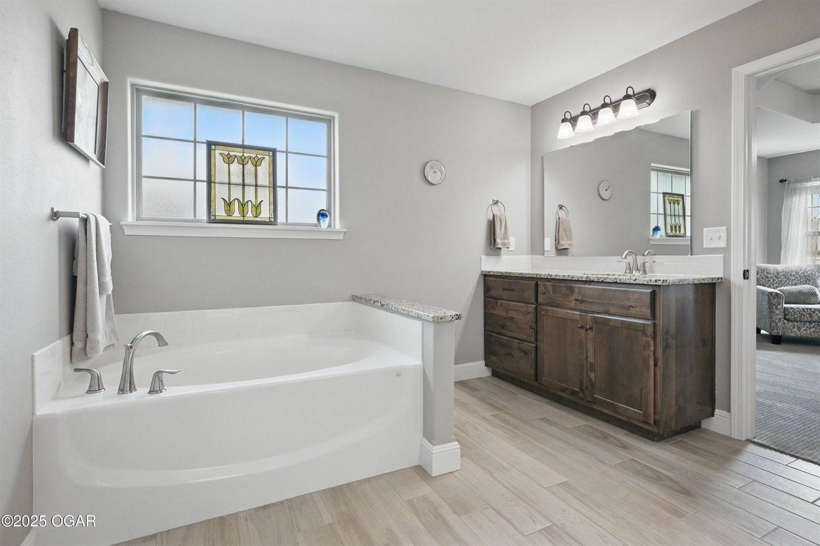 951 Lakeview Drive, Webb City, MO 64870