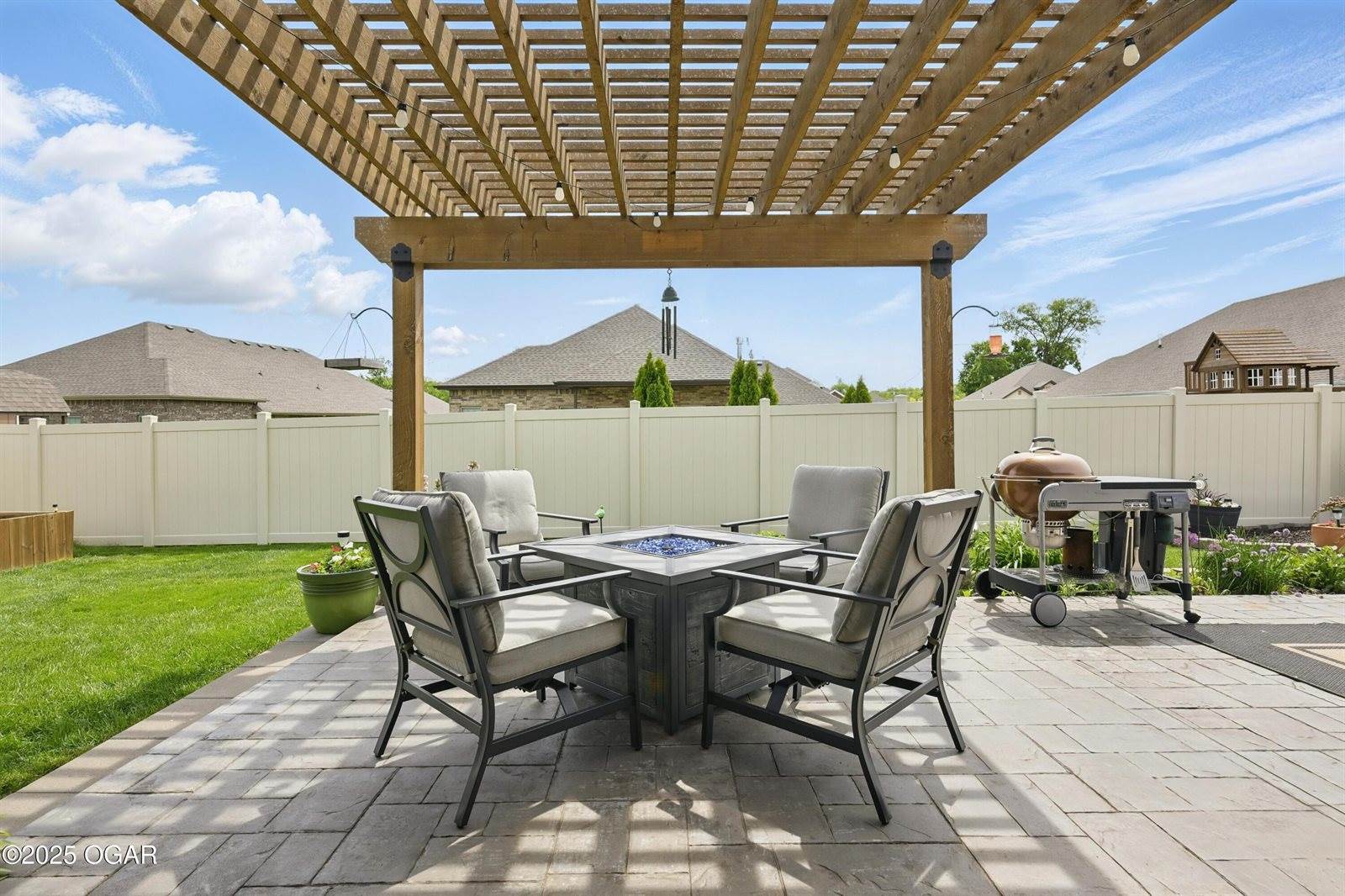 951 Lakeview Drive, Webb City, MO 64870